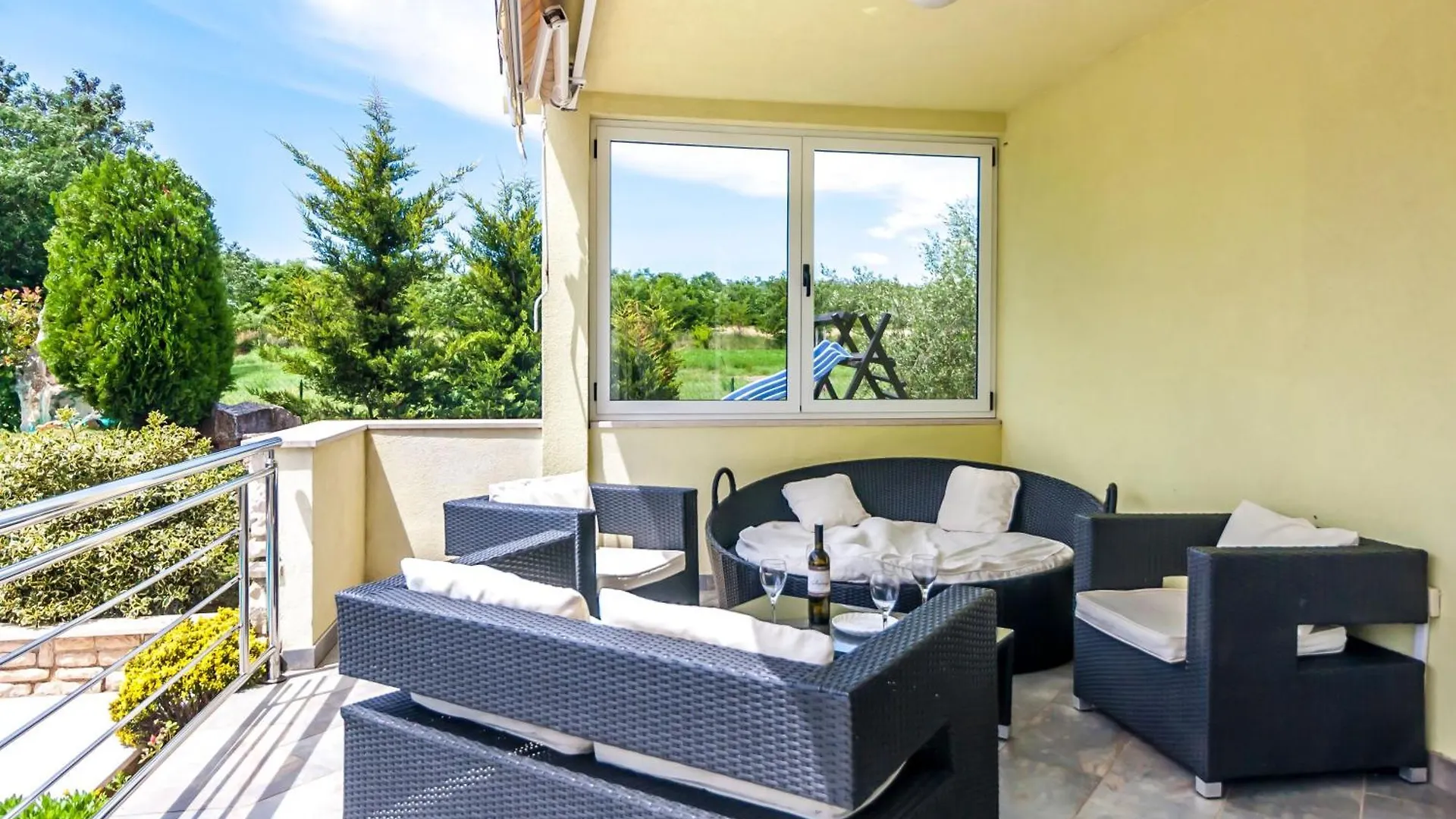 Villa Sole, Ferienvilla Mit Eigenem Pool Bei Pula Marcana Croatia