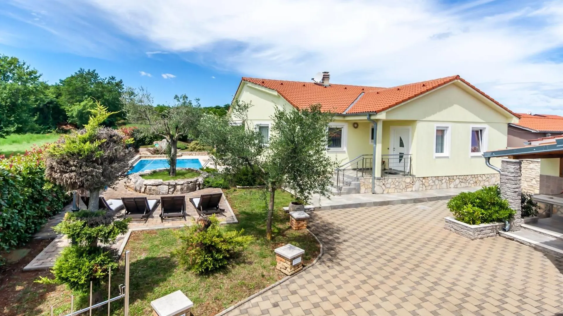 Villa Sole, Ferienvilla Mit Eigenem Pool Bei Pula Marcana